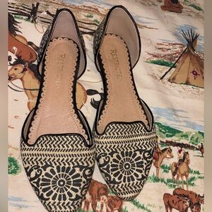 Restricted Print Flat Woven Comfort Classic